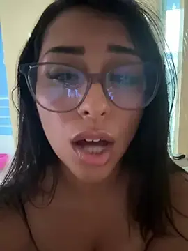 Stripchat Best Webcam of sweetAli_
