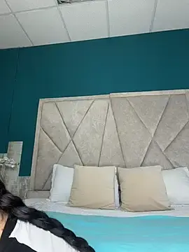 Stripchat Sex Cam of BadLilAngelXXX