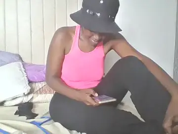 Stripchat Nude Webcam of naughty_amber5