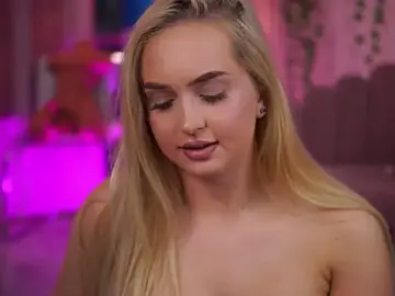Stripchat Best live sex cam show of ElyssawetXX