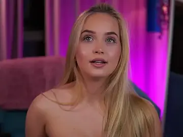 Stripchat Sex Cam of ElyssawetXX