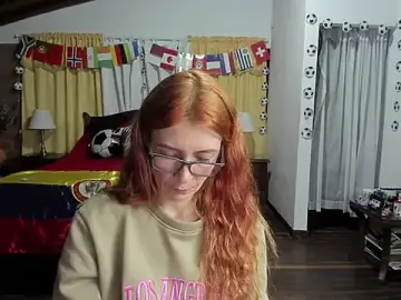 Stripchat Best live sex cam show of Charlotte-Willson