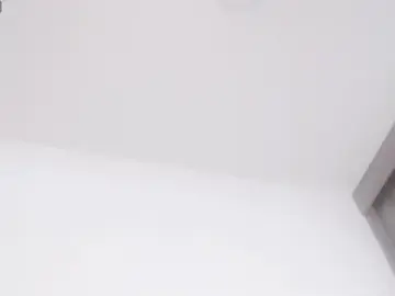 Stripchat Live Sex Cam of drake_brwon_23