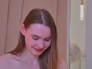 Stripchat Free Live Porn of LillianYoung