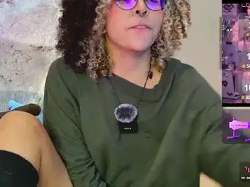 Stripchat Watch Live Sex Cams of emmanakamura