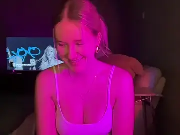 Stripchat Live Sex Cam of itssosierra