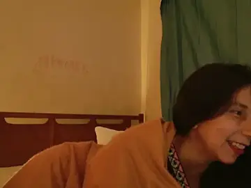 Stripchat Adult Webcam of MoonLipsON-