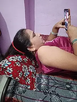 Stripchat Live Sex Cam of reemacouple007