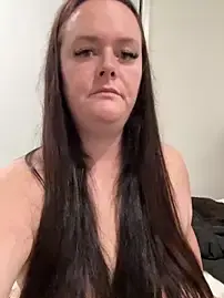 Stripchat Sex Cam of carinabro10