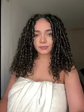 Stripchat Best Webcam of Curlyierr