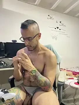 Stripchat Sex Chat of Fenrir_flirt