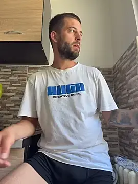 Stripchat Adult Webcam of Pablo_Hornyguy95