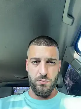 Stripchat Free Porn Cam of Pablo_Hornyguy95