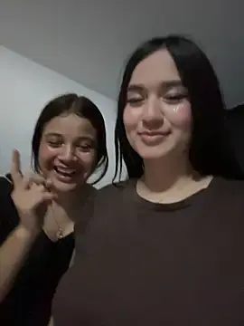 Stripchat Live Sex Cam of TheAlejandroDolls