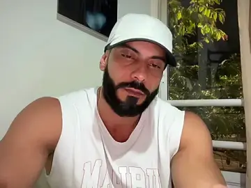 Stripchat Sex Cam of romeolovedark