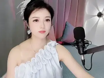 Stripchat Watch Live Sex Cams of Momo-Wow