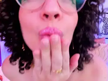 Stripchat Watch Live Sex Cams of Isabella_Flores