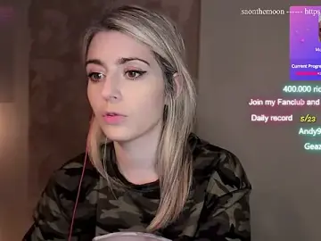 Stripchat Nude Webcam of Lisaonthemoon