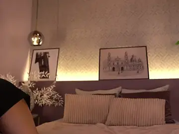 Stripchat Live Sex Cam of ElleDiane