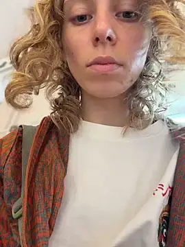 Stripchat Free Live Porn of RinaMood