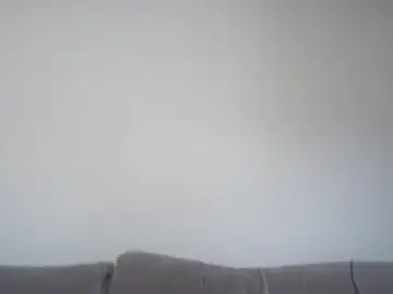 Stripchat Live Porn of YoungHornyCum_xoxo