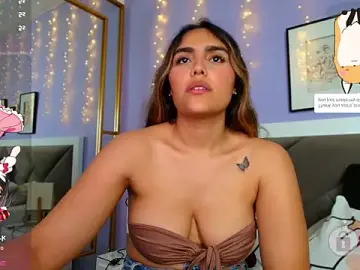 Stripchat Live Sex Cam of Mhia_palmer