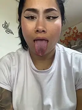 Stripchat Live Sex Cam of Sweet__Nurse1