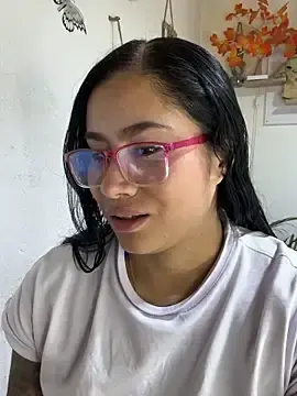 Stripchat Sex Cam of Sweet__Nurse1