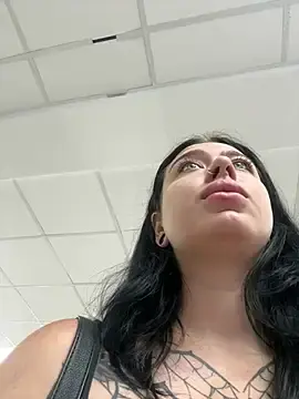 Stripchat Live Sex of AlishaOfThorns