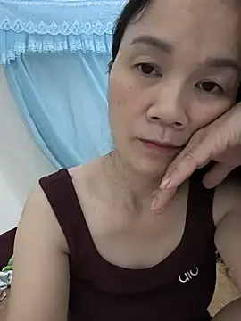 Stripchat Live Sex Cam of Lye_lovely