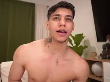 Stripchat Live Sex of Josep_Davies