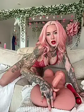 Stripchat Sex Cam of Stella-Kink