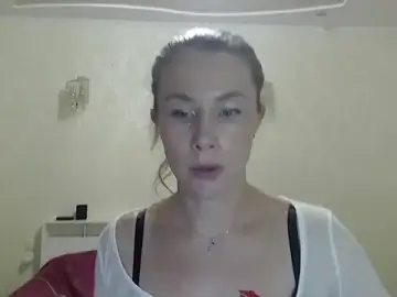 Stripchat Free Porn Cam of Myst_Velvet