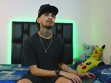 Stripchat Live Sex Cam of Brutal_Sex_Fucking