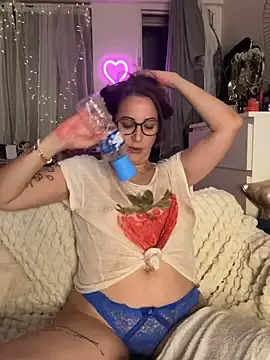 Stripchat Adult Video Chat of MarahDesbois