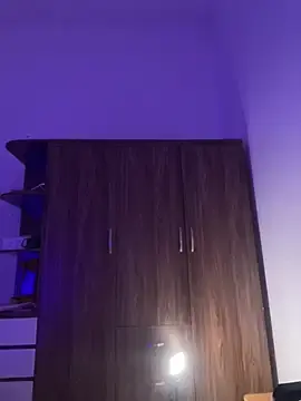 Stripchat Live Sex Cam of sweet_chilli_girl