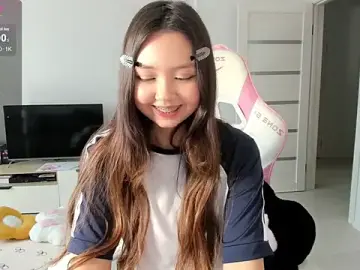 Stripchat Sex Cam of Fluffy_Rose