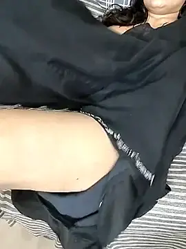 Stripchat Live Sex Cam of kaamuk_shweta