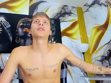 Stripchat Free Live Porn of mono_blonde