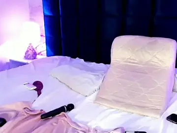 Stripchat Watch Live Sex Cams of Maddysex_