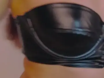 Stripchat Best live sex cam show of AllieEvans
