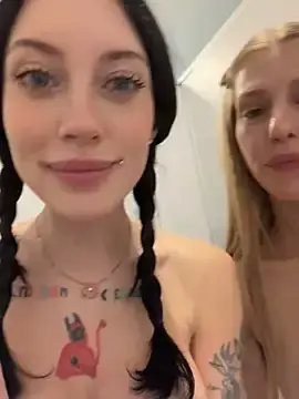 Stripchat Live Porn of Melissa_crazy