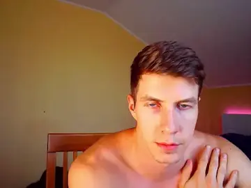 Stripchat Live Sex Cam of Chris_Brien