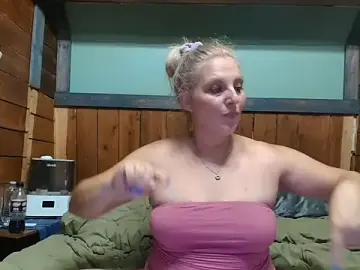 Stripchat Free Live Porn of lisaxlovexxx