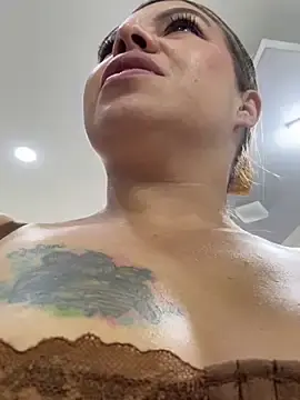 Stripchat Free Live Porn of Ariana-07