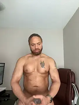 Stripchat Adult Webcam of Fathero1time