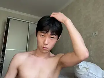 Stripchat Live Sex Cam of Brian_Stars