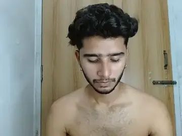 Stripchat Live Sex Cam of CoralN