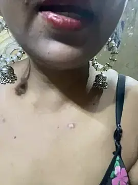 Stripchat Free Live Porn of Olivia_xxxhot