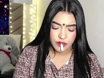 Stripchat Live Sex Cam of lakshmiraniii